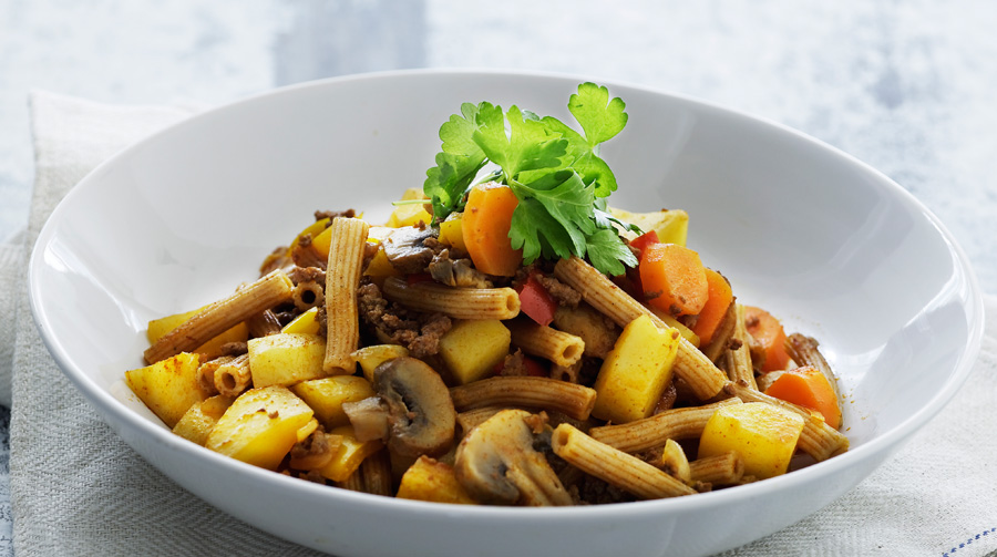 Slankegryde med oksekød, grøntsager og pasta     