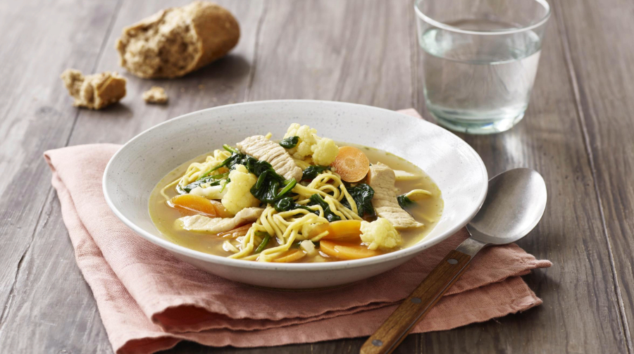 Spinatsuppe med lynstegte minutstrimler